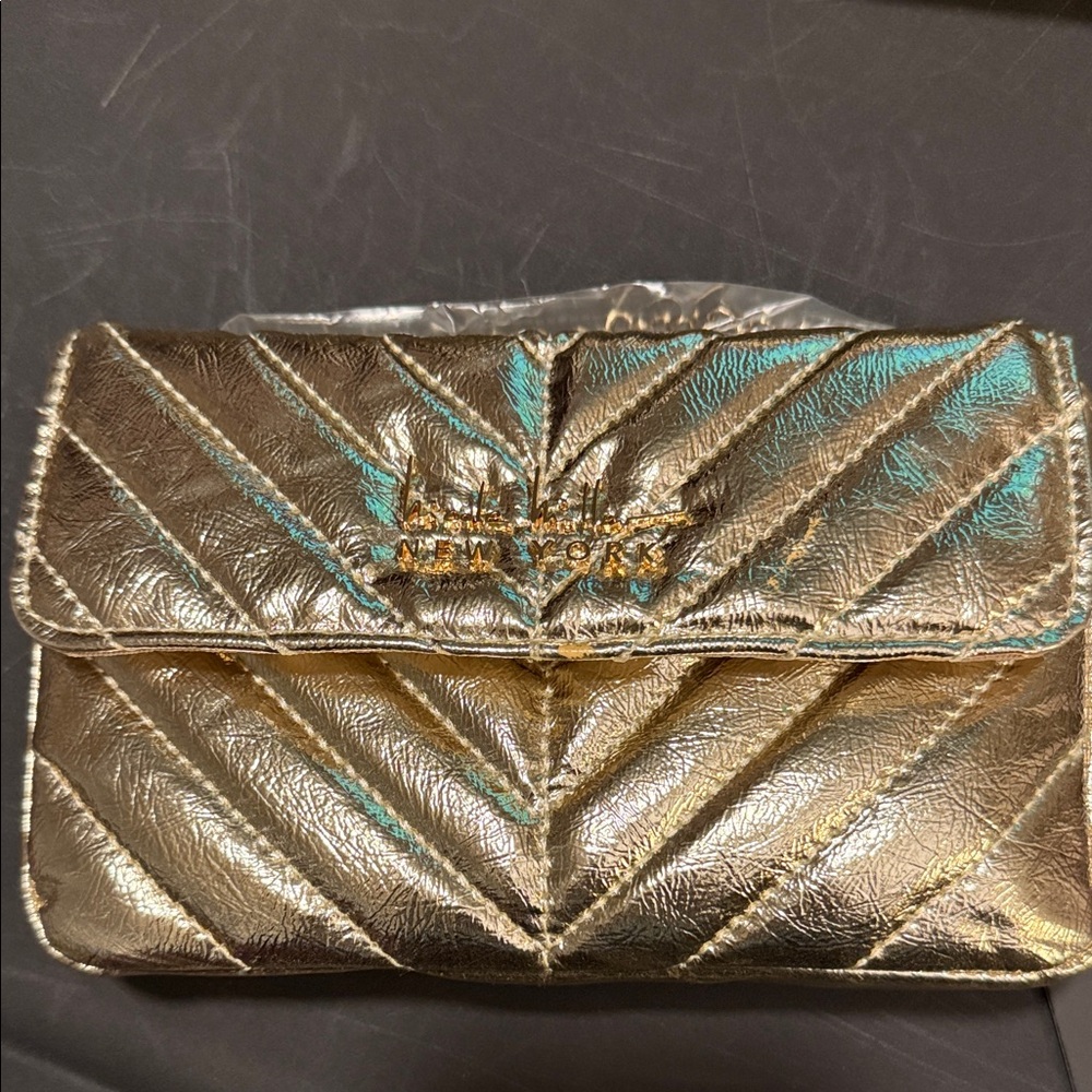 Nicole Miller Gold Quilted Women's Bag Purse NWT New Gold hardware Chain